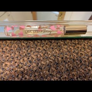 LOVE RELENTLESSLY EAU DE PARFUM ROLLERBALL